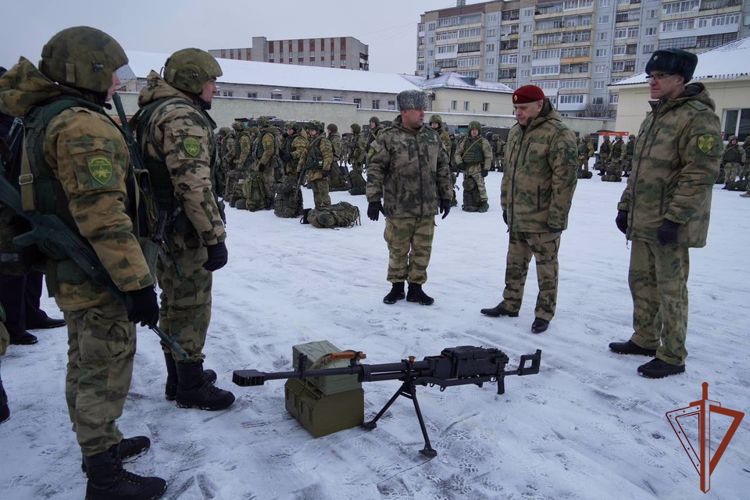 Командующий СЗО Росгвардии проверил боеготовность подразделений ведомства в Архангельской области