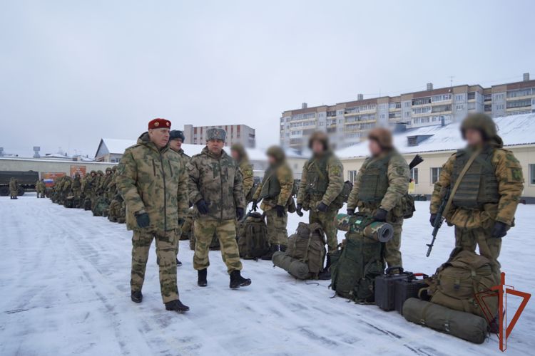 Командующий СЗО Росгвардии проверил боеготовность подразделений ведомства в Архангельской области