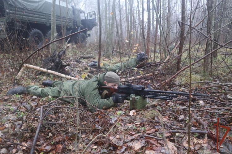 Занятия с мобилизованными гражданами проводит ОМОН Росгвардии  в Санкт-Петербурге (видео)