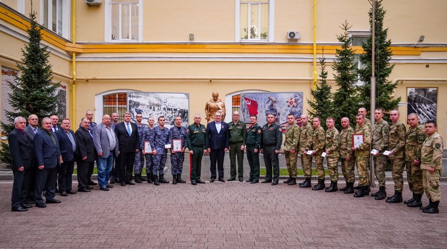 Командующий СЗО Росгвардии поздравил  военнослужащих подразделений РХБЗ с праздником 