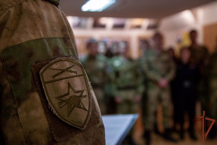 В преддверии Дня народного единства  росгвардейцы на Урале проводят праздничные  тематические мероприятия