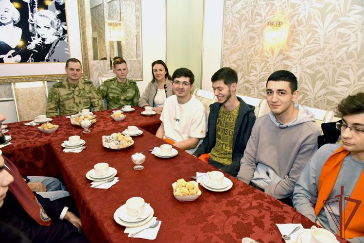  В Пятигорске военнослужащие Росгвардии встретились со студентами в рамках всероссийского патриотического проекта
