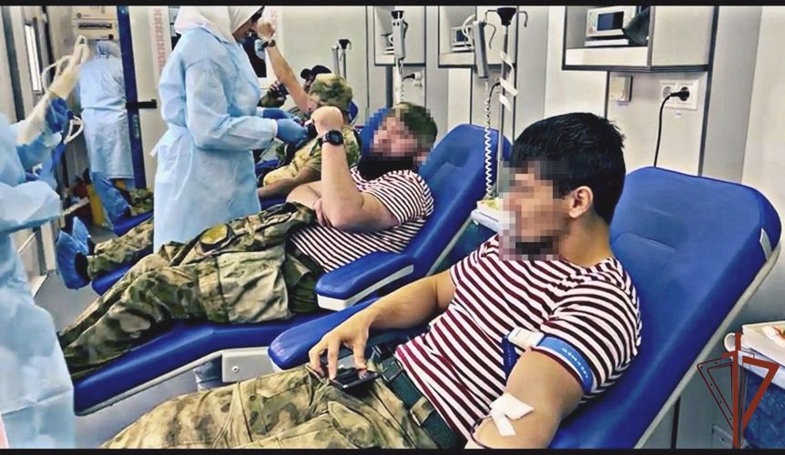 Более 60 сотрудников Росгвардии сдали кровь для медучреждений Чеченской Республики