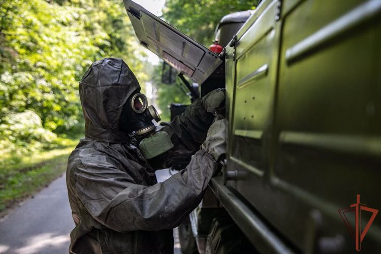 Подразделения РХБЗ войск национальной гвардии Российской Федерации отмечают 104-годовщину со дня образования службы