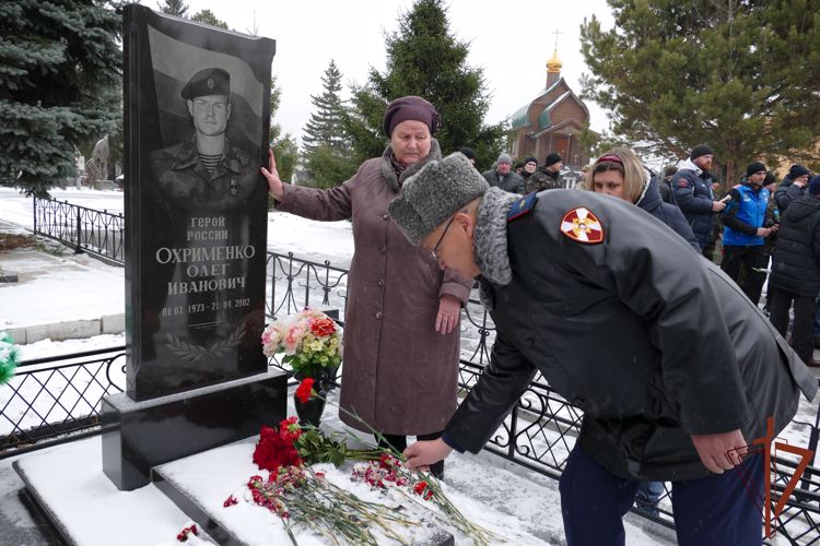 В Сибири вспоминают сотрудников спецподразделений Росгвардии, погибших при исполнении служебного долга 