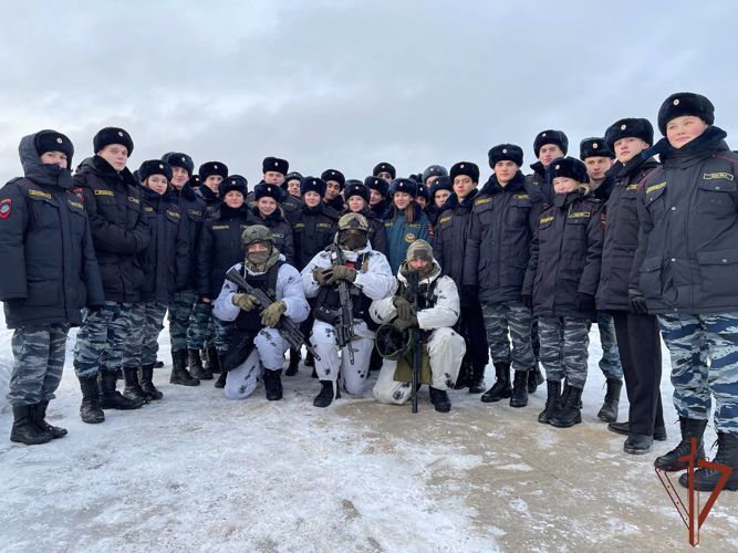 В Подмосковье состоялось торжественное посвящение в курсанты «Гвардейской смены» Росгвардии