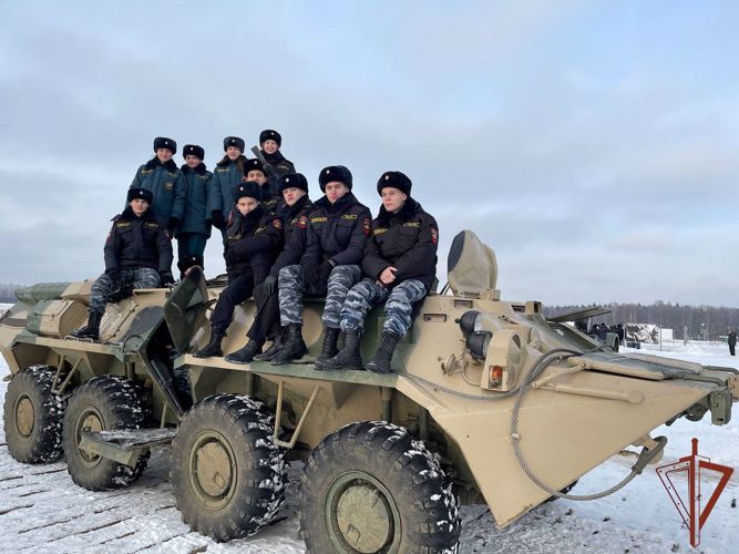 В Подмосковье состоялось торжественное посвящение в курсанты «Гвардейской смены» Росгвардии