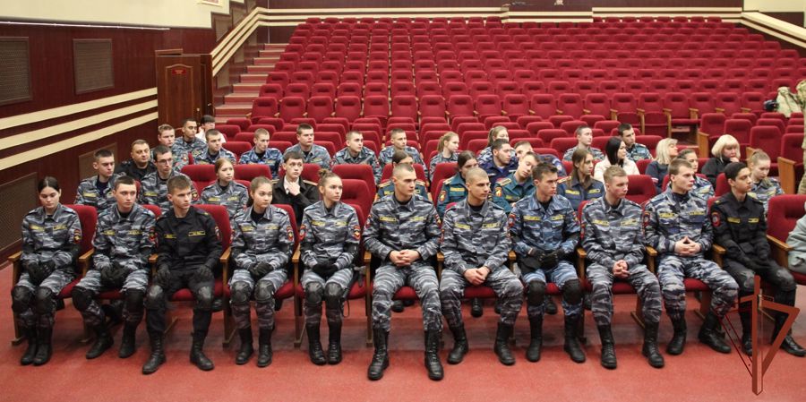 В Подмосковье состоялось торжественное посвящение в курсанты «Гвардейской смены» Росгвардии