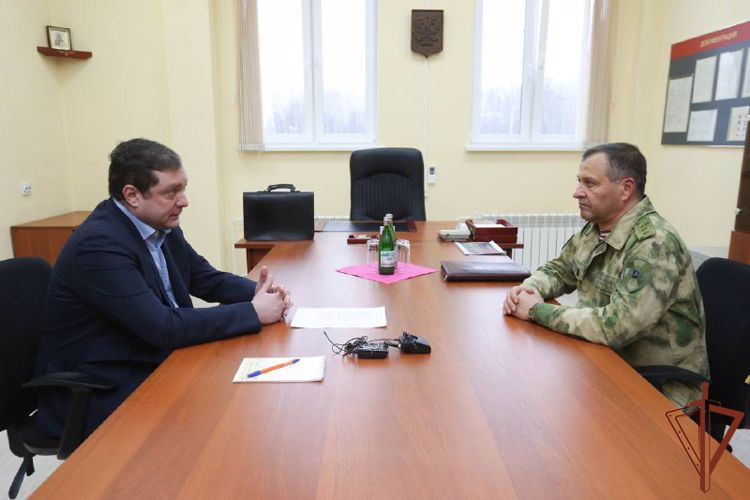 Командующий Центральным округом Росгвардии проинспектировал подразделения ведомства в Смоленской области