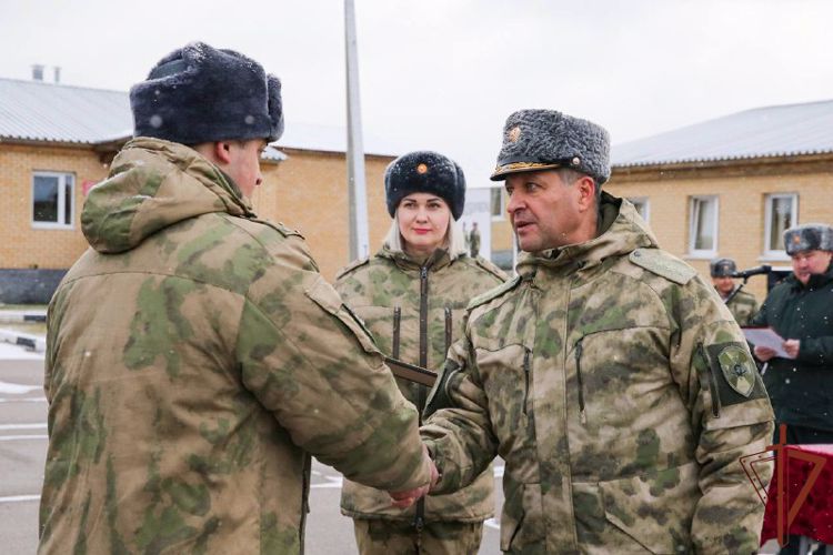 Командующий Центральным округом Росгвардии проинспектировал подразделения ведомства в Смоленской области
