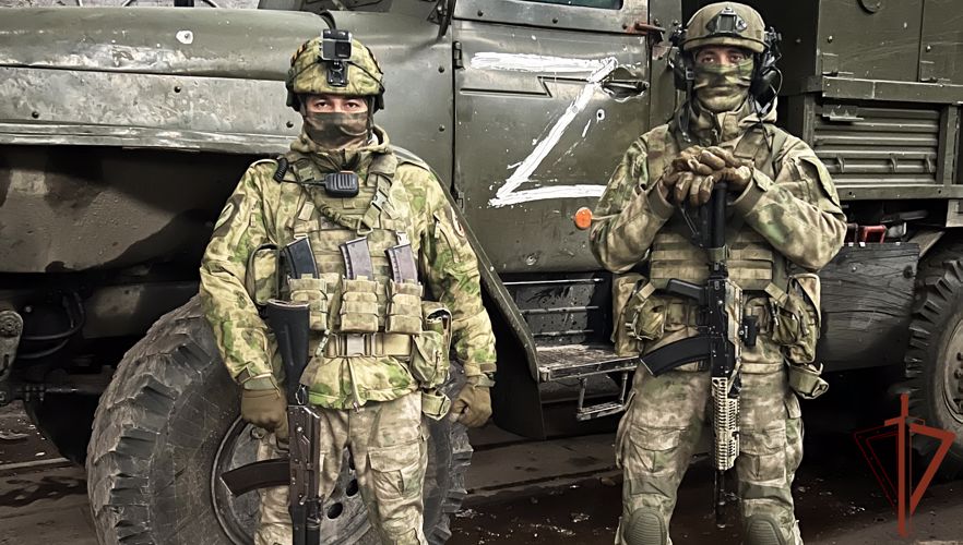Военнослужащие Росгвардии спасли из пожара жителя Энергодара (видео)