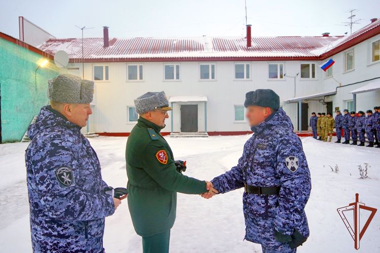 Росгвардейцу - участнику спецоперации вручена госнаграда в Ненецком автономном округе