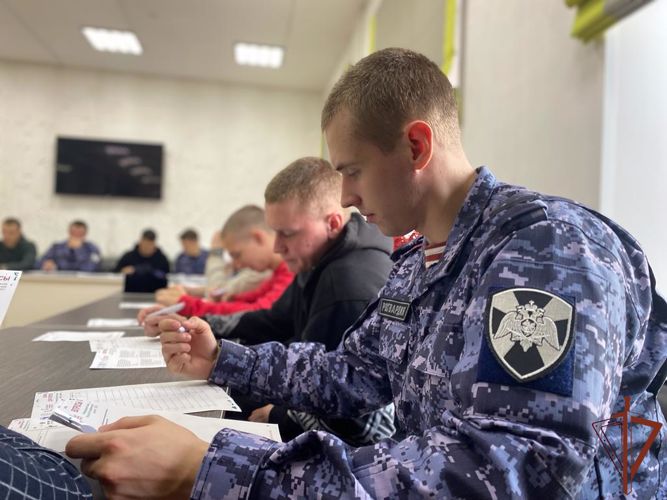 Около 4 тысяч росгвардейцев Сибирского округа ответили на вопросы «Большого этнографического диктанта»  