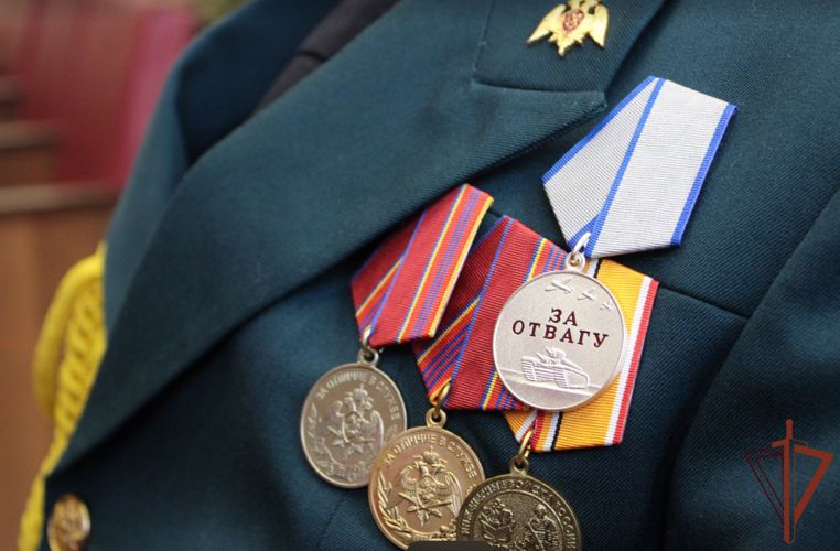 В Липецке и Твери росгвардейцам вручили государственные награды