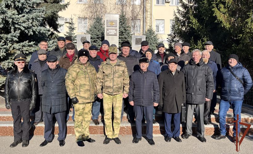 Росгвардия участвует в мероприятиях, приуроченных к 81-й годовщине первого освобождения Ростова-на-Дону от фашистских захватчиков