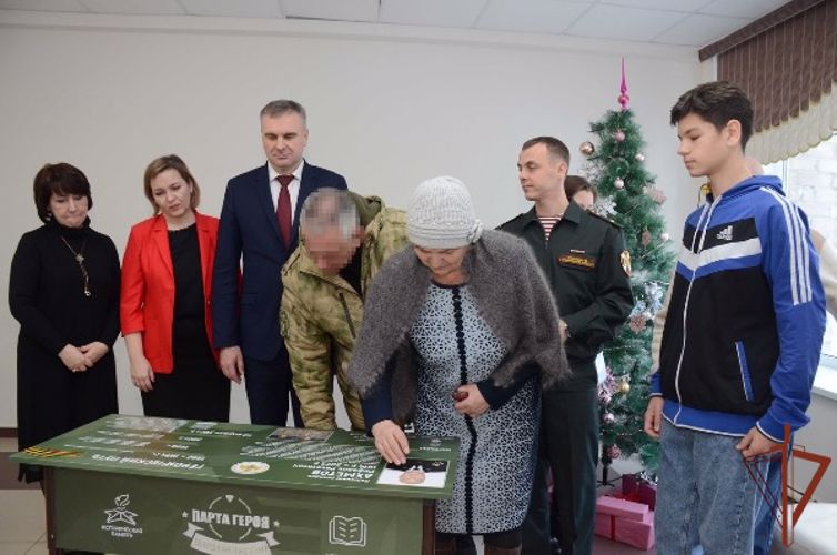 В Оренбурге при содействии Росгвардии открыта «Парта Героя» Рафаэля Ахметова