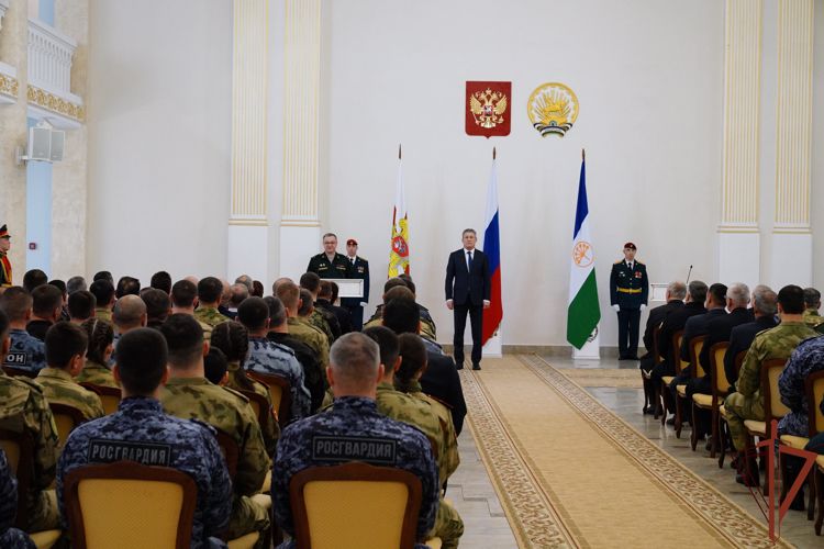 Государственные награды военнослужащим и сотрудникам ведомства вручили в Приволжском округе Росгвардии