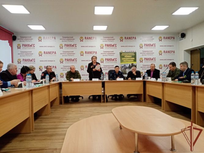 Росгвардейцы встретились с коллективом «Совета солдатских матерей» в Орле