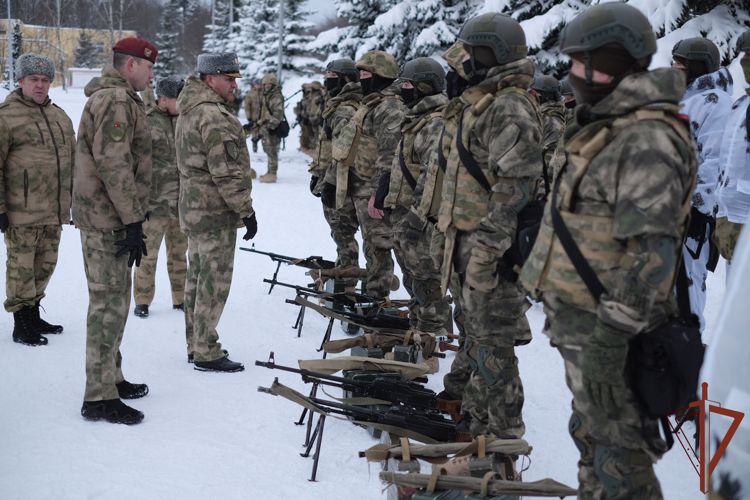 Командующий Центральным округом Росгвардии проверил организацию служебно-боевой деятельности в софринской бригаде