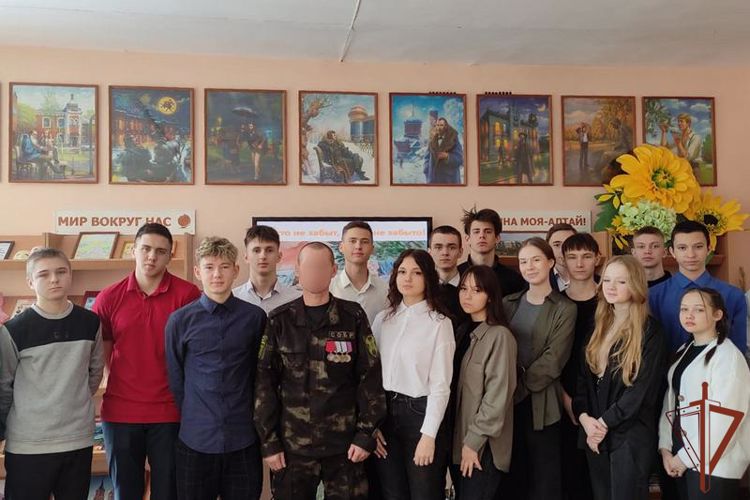 В Сибирском округе Росгвардии прошли мероприятия по случаю Дня Конституции России