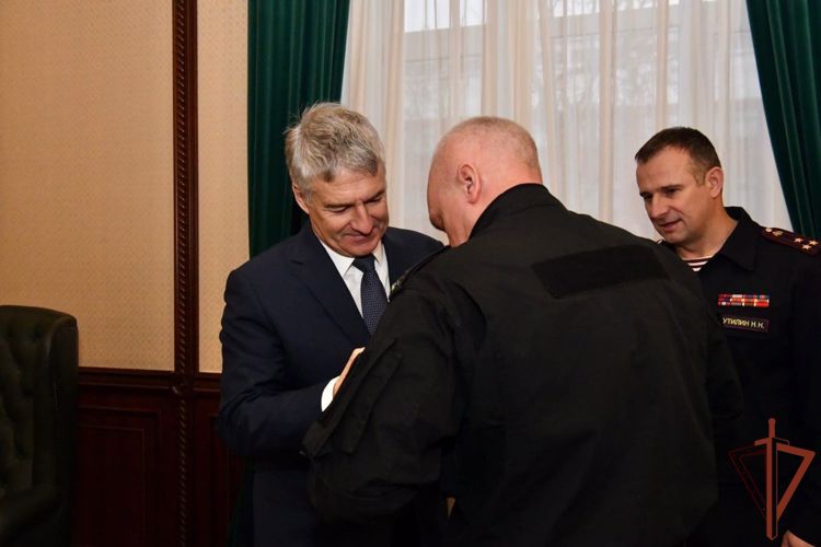 В Республике Карелия вручены госнаграды росгвардейцам - участникам СВО