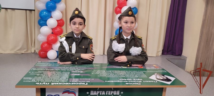 В Оренбурге при содействии Росгвардии открыта «Парта Героя» Рафаэля Ахметова