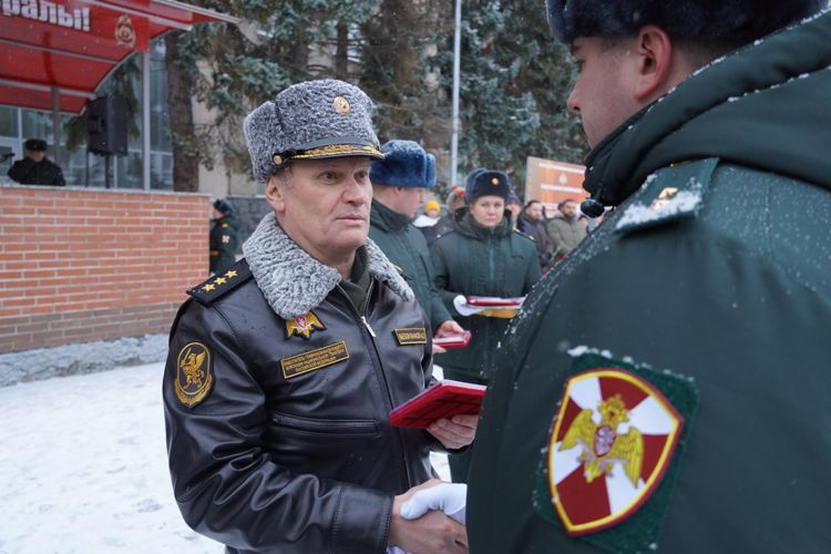Генерал-полковник Алексей Беззубиков принял участие в увековечении памяти выпускника Санкт-Петербургского военного института Росгвардии