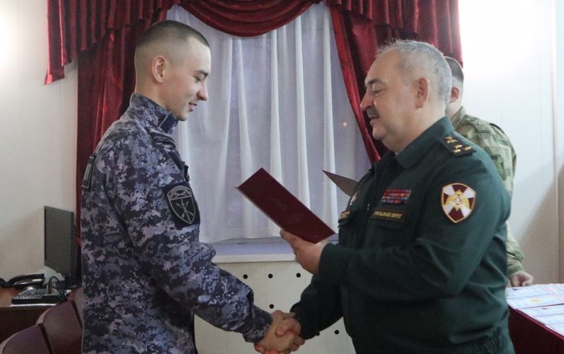 Кинологи Росгвардии со всей страны завершили профессиональную подготовку в Тюмени