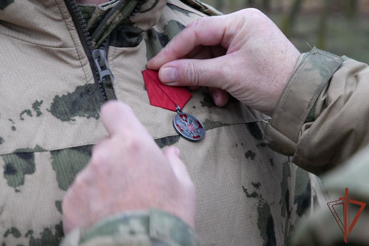 Росгвардейцы награждены государственными и ведомственными наградами