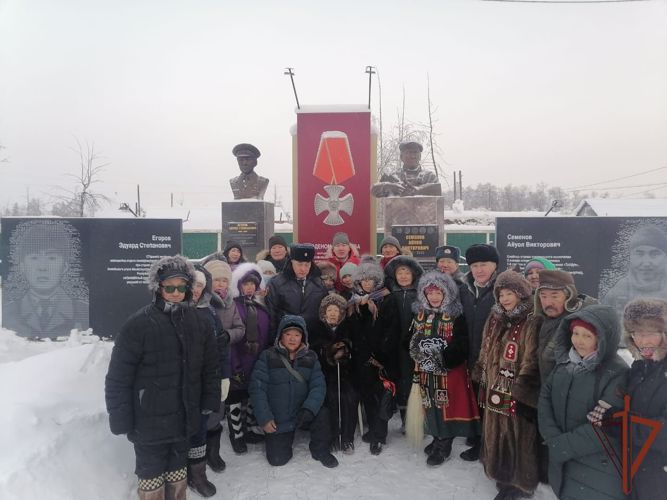 Память погибших правоохранителей увековечили в Якутии