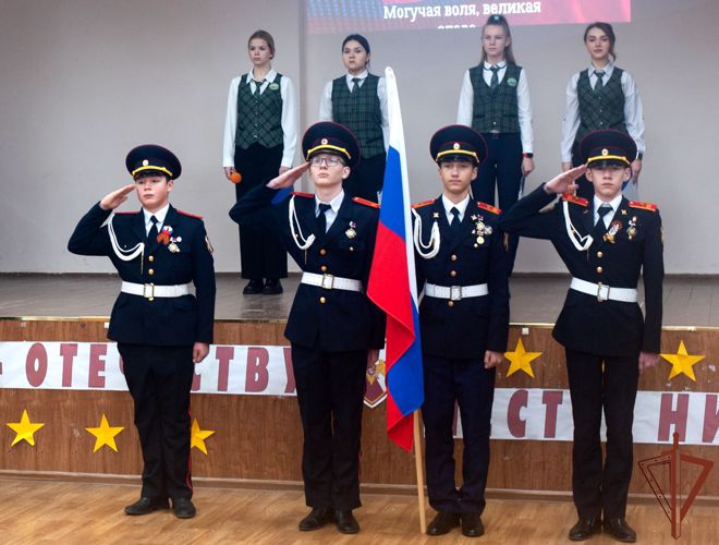 Росгвардейцы на Юге России отдали дань уважения подвигам героев Отечества