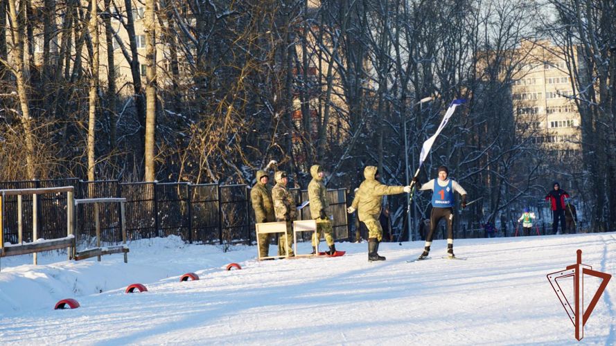 В Кирове завершился чемпионат Приволжского округа Росгвардии по лыжным гонкам и служебному двоеборью