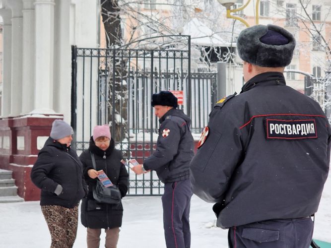 В Сибирском округе Росгвардии проходят новогодние мероприятия и акции