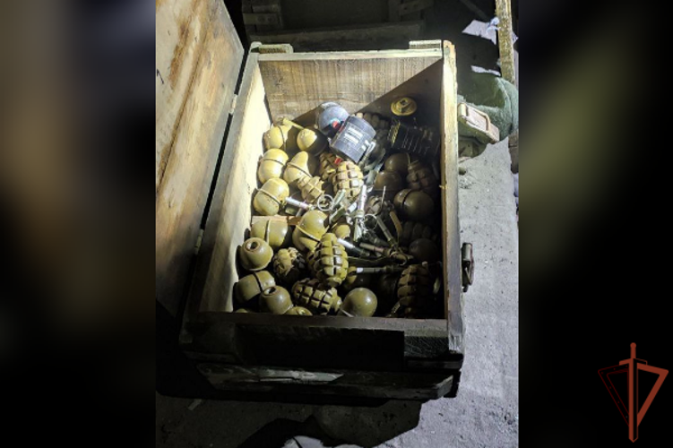 Росгвардия обнаружила крупный схрон в Мариуполе и поразила огнём артиллерии 4 района сосредоточения противника в районе СВО