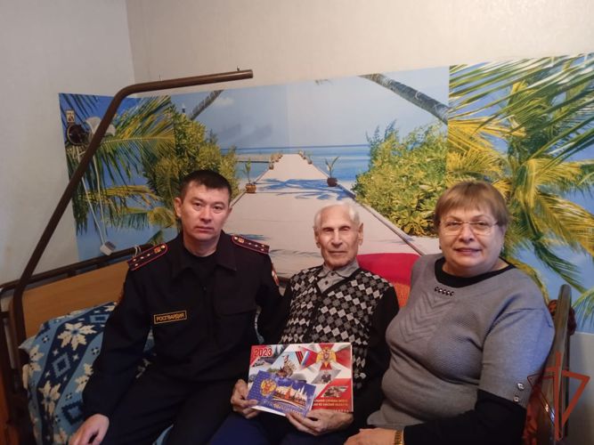 Новогодние мероприятия и акции проходят в Сибирском округе Росгвардии