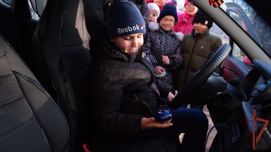 Росгвардейцы навестили воспитанников социального приюта в Тамбовской области
