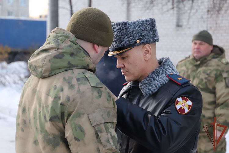 В День Героев Отечества в Перми росгвардейцам - участникам спецоперации вручены государственные награды