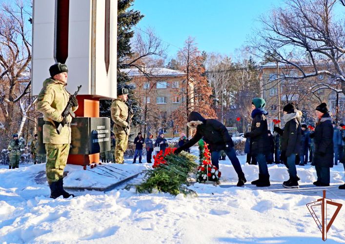 На Урале росгвардейцы почтили память неизвестных солдат Великой Отечественной войны