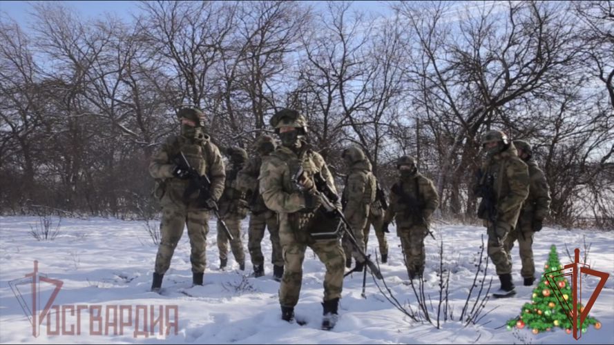 Военнослужащие Росгвардии записали оригинальное новогоднее поздравление