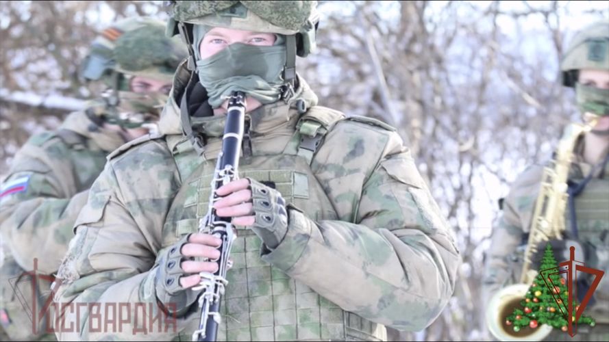 Военнослужащие Росгвардии записали оригинальное новогоднее поздравление