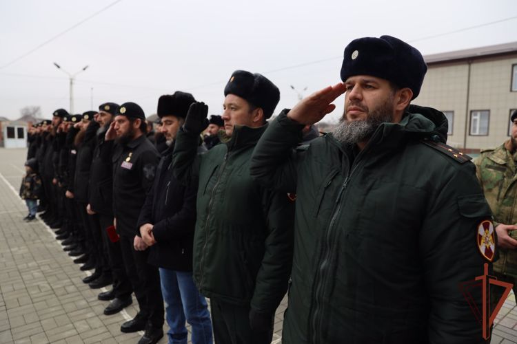 Память о погибшем  росгвардейце увековечили в Чеченской Республике