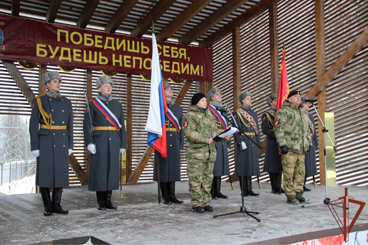 Военнослужащие и сотрудники Росгвардии приняли участие в военно-спортивном мероприятии в Подмосковье 