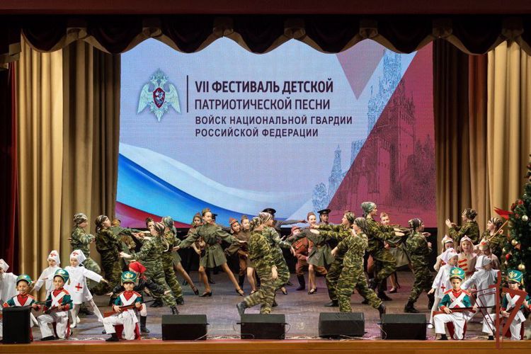 Генерал-полковник Игорь Ильяш поздравил  победителей и лауреатов Фестиваля детской патриотической песни Росгвардии