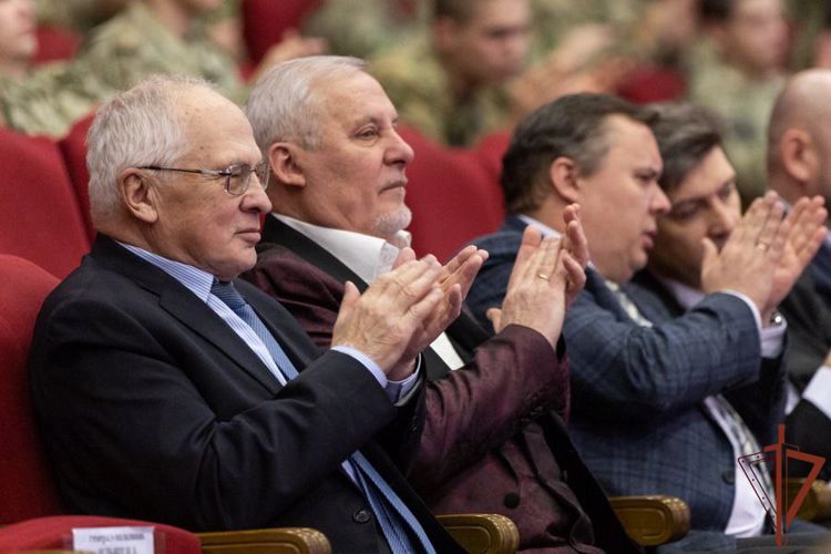 Генерал-полковник Игорь Ильяш поздравил  победителей и лауреатов Фестиваля детской патриотической песни Росгвардии