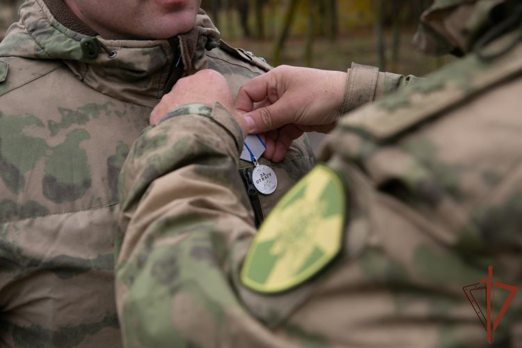 Росгвардейцы награждены государственными и ведомственными наградами