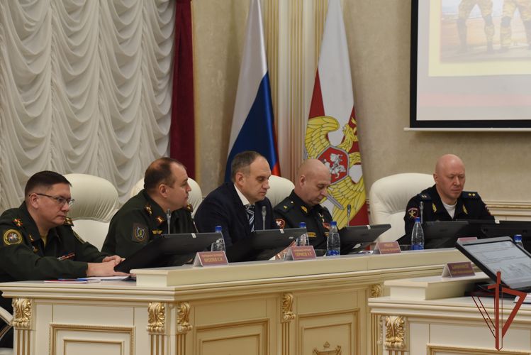 Итоговый военный совет под руководством командующего Сибирским округом Росгвардии прошел в Новосибирске
