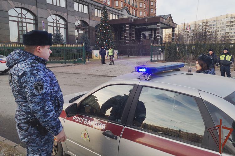 В Санкт-Петербурге сотрудники Росгвардии обеспечили безопасность при проведении международного форума