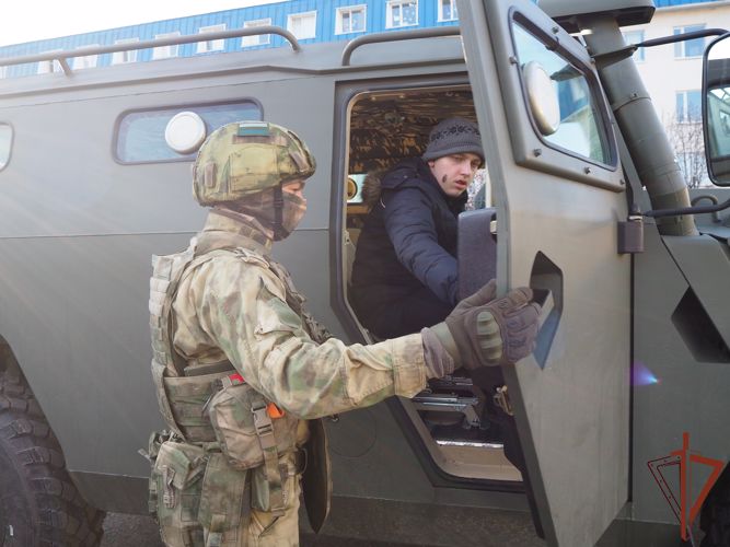 Росгвардейцы исполнили новогоднюю мечту юного белгородца