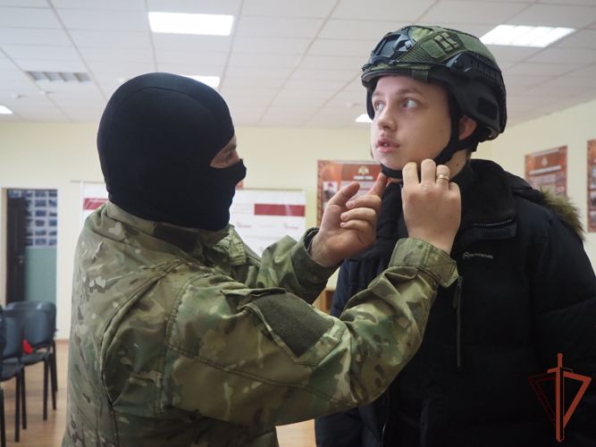 Росгвардейцы исполнили новогоднюю мечту юного белгородца