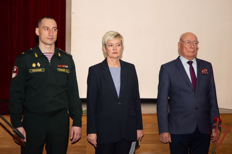В Подмосковной школе открыли «Парту Героя» в честь Героя России Александра Потапова